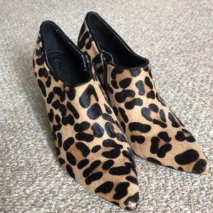 Animal print Calvin Klein heels